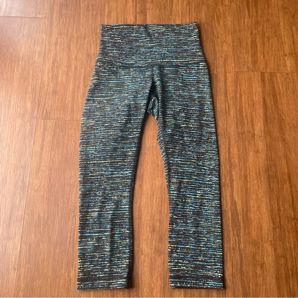Lululemon Pants Wunder Under Crop Womens 4 High Rise Tweed Runner Pattern Black - Picture 5 of 13